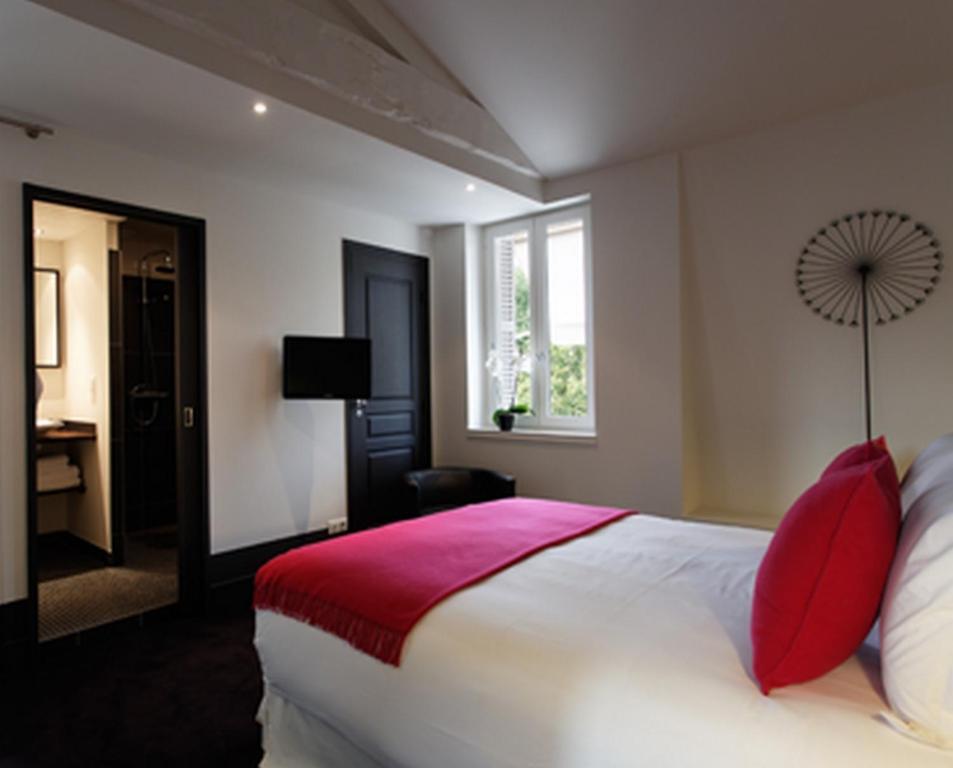Hotel Particulier - La Chamoiserie Niort Room photo